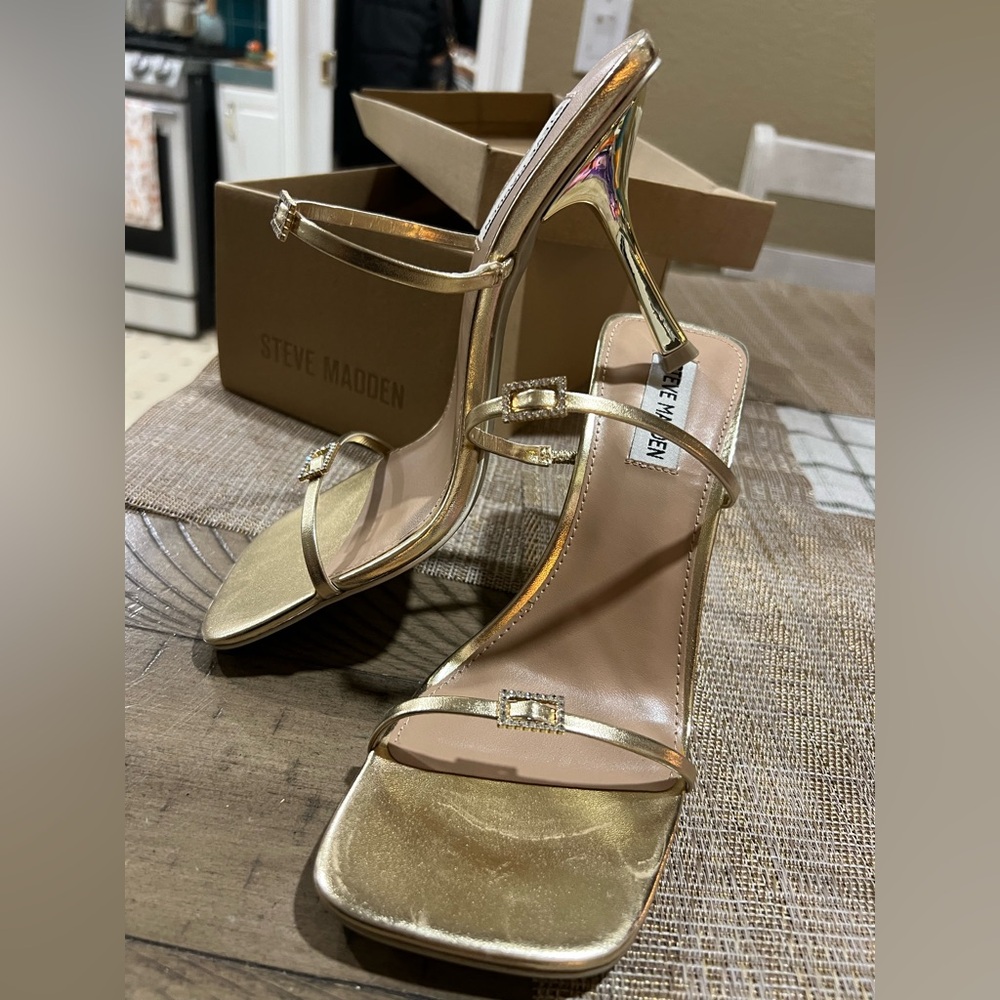 Steve Madden Metallic Gold Heels